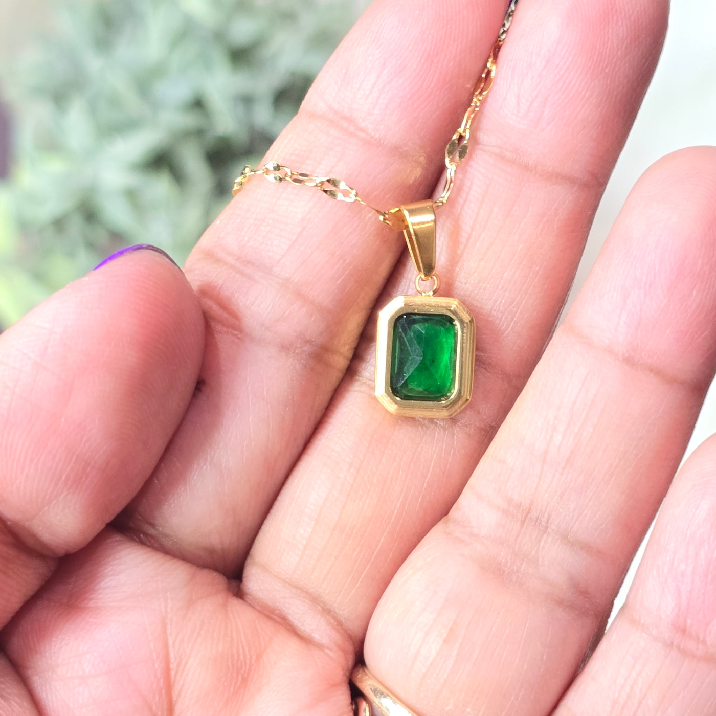 Emerald Aura Heirloom Necklace Elisse Treasures