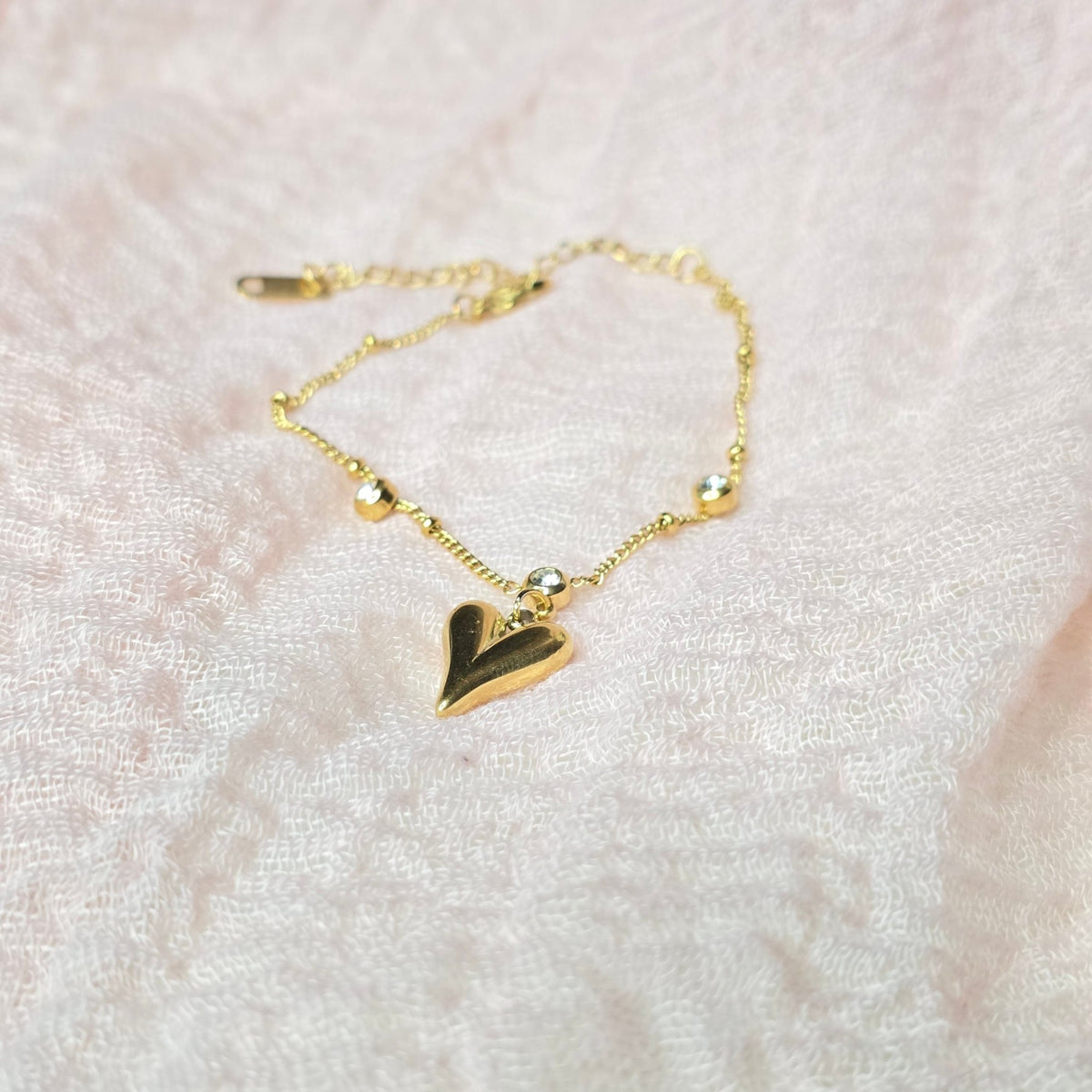Bold Heart Bracelet - Elisse Treasures - Bracelets - Elisse Treasures