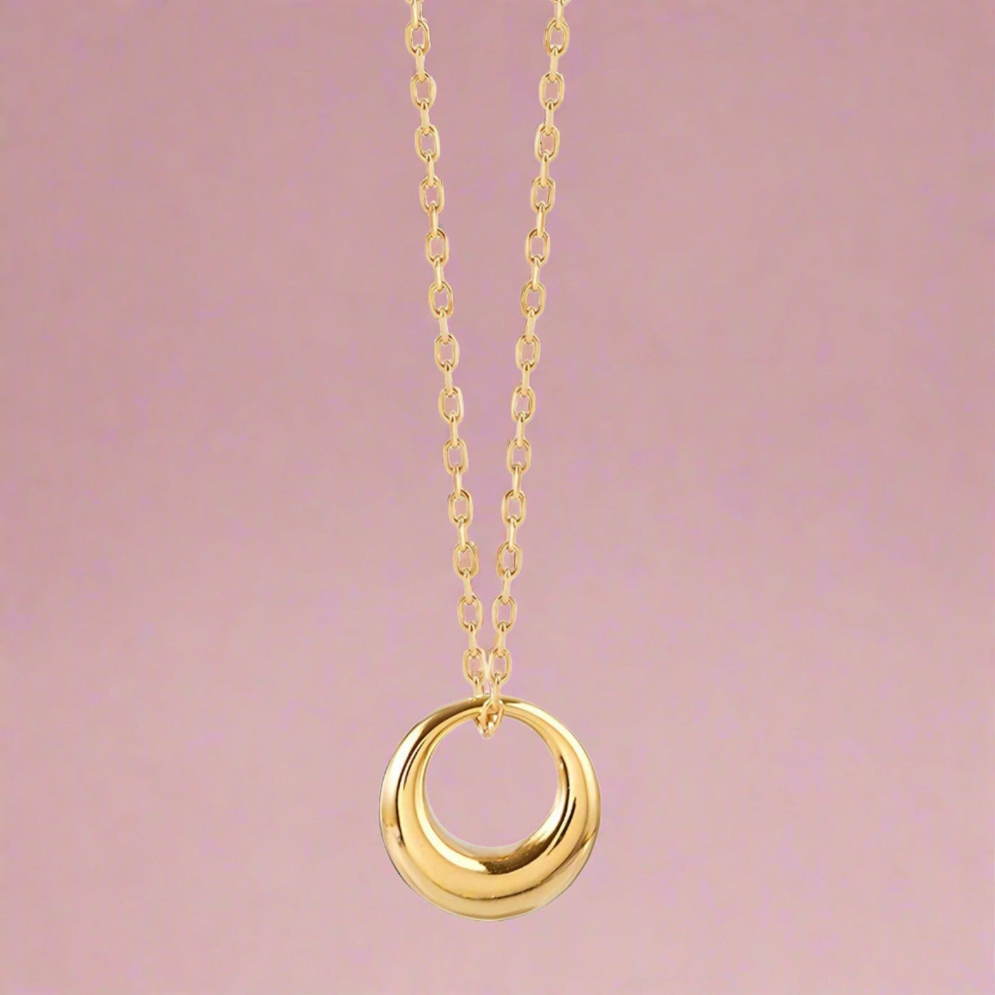 Gilded Halo Pendant Necklace - Elisse Treasures - Jewelry - Elisse Treasures